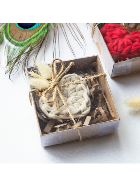 Wedding gift,Personalized keychain Gift,Bridesmaid Gift, Wedding Favor,Henna gift,Engagement gift,Macrame Hearth Keychain,Bridal favor,lover